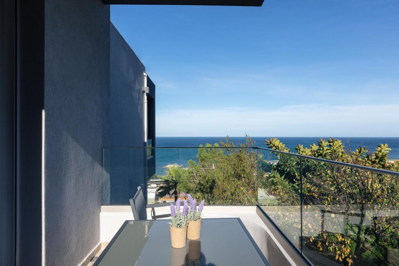 الشقق الفندقية Petres في  Pietra Di Mare المظهر الخارجي الصورة
